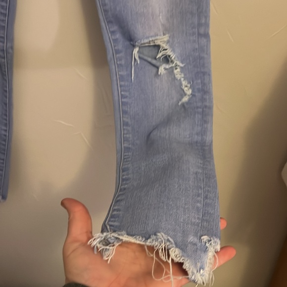 AEO Distressed skinny jeans - Picture 3 of 8
